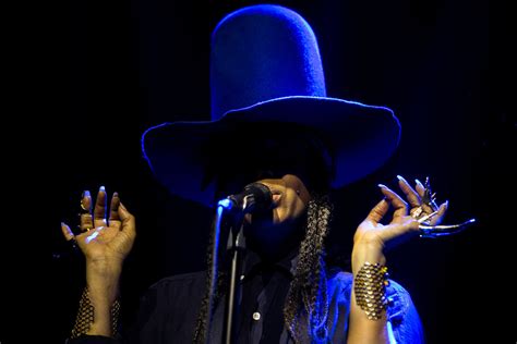 erykah badu naked|Erykah Badu Bares Her Soul in One